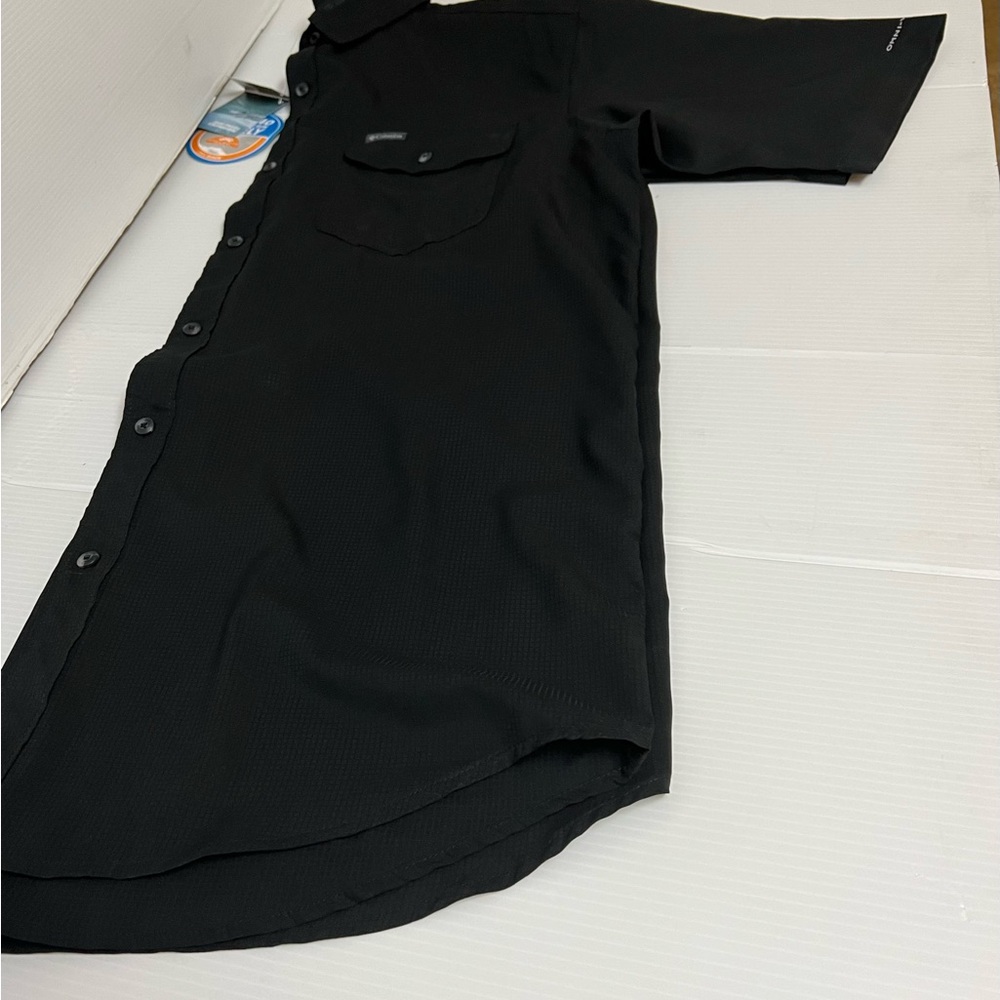 Columbia XLT black What is this shirt?sportswear shirt